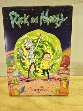 Rick and Morty Season 1 DVD Box Set - Green Portal Artwork